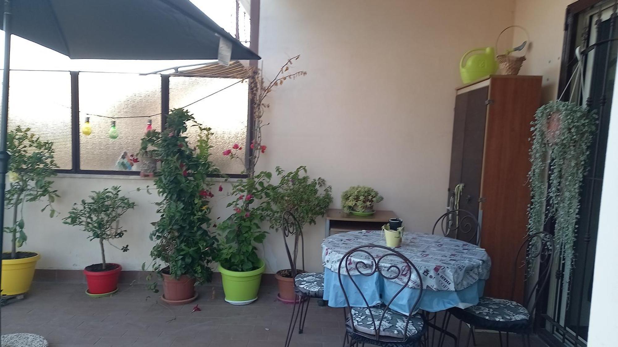 菲乌米奇诺A Santy'S House 1Piano-No Lift-Shuttle A Pagamento-Raggiungibile A Piedi Aeroporto-Fermata Bus Fiera Di Roma A 3 Minuti-Air Condiz Ed Extra Bed For A Fee A Pagamento公寓 外观 照片